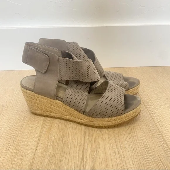 EILEEN FISHER Taupe Leather “Willow” Espadrilles - Picture 1 of 7